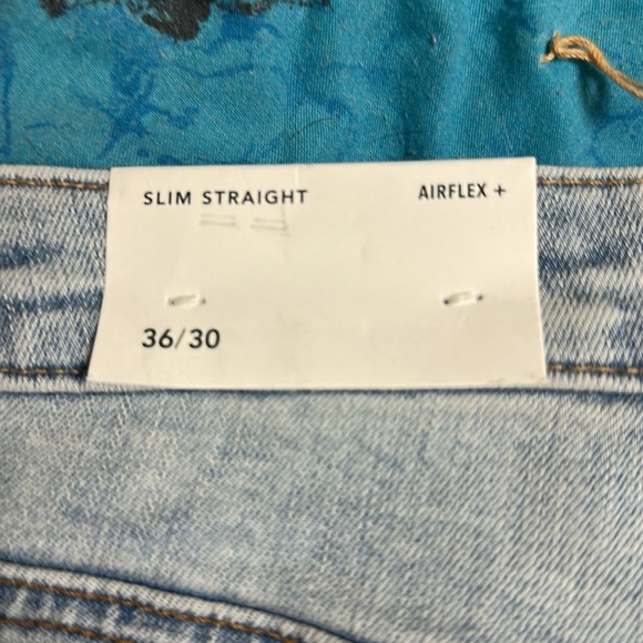NWT AE Airflex + Slim Straight Light Wash Jeans 36/30 - Picture 5 of 7